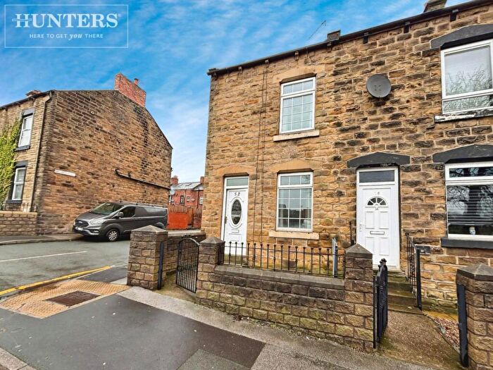 3 Bedroom End Of Terrace House For Sale In Cemetery Road, Barnsley, S70
