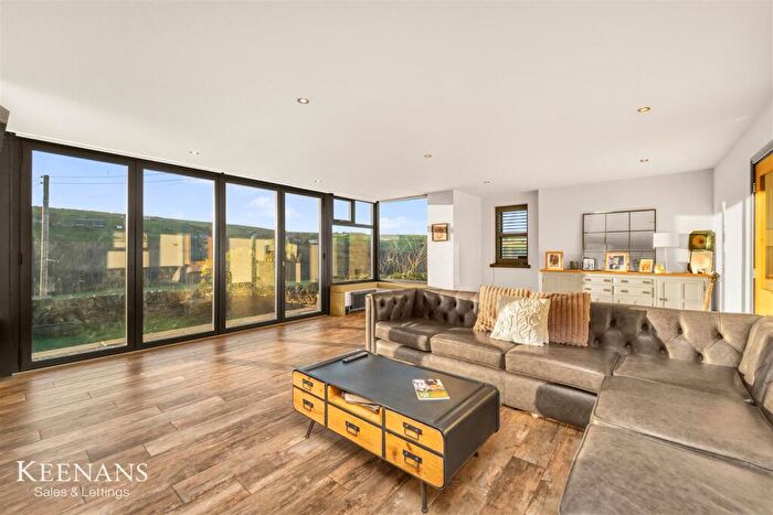 4 Bedroom Equestrian Facility For Sale In Pinch Clough Road, Rossendale, BB4