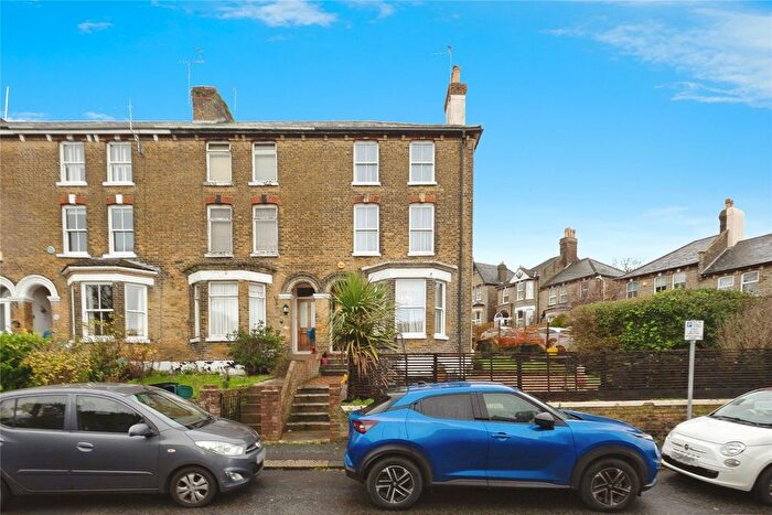 5 Bedroom End Terrace House For Sale In Priory Grove, Dover, Kent, CT17