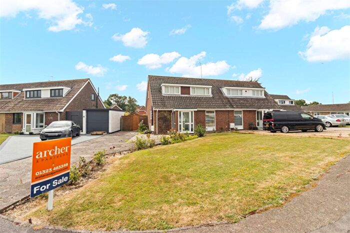 3 Bedroom Semi-Detached House For Sale In Glynleigh Drive, Polegate, BN26