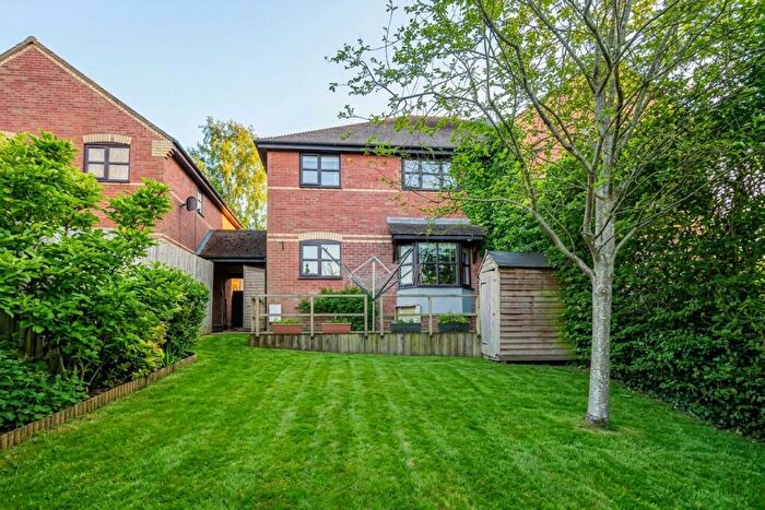 2 Bedroom Terraced House For Sale In Lawsone Rise, High Wycombe, HP13