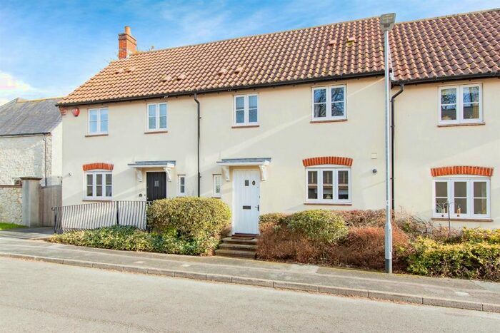 3 Bedroom Terraced House For Sale In Hamdown Court, Picts Hill, Langport, TA10