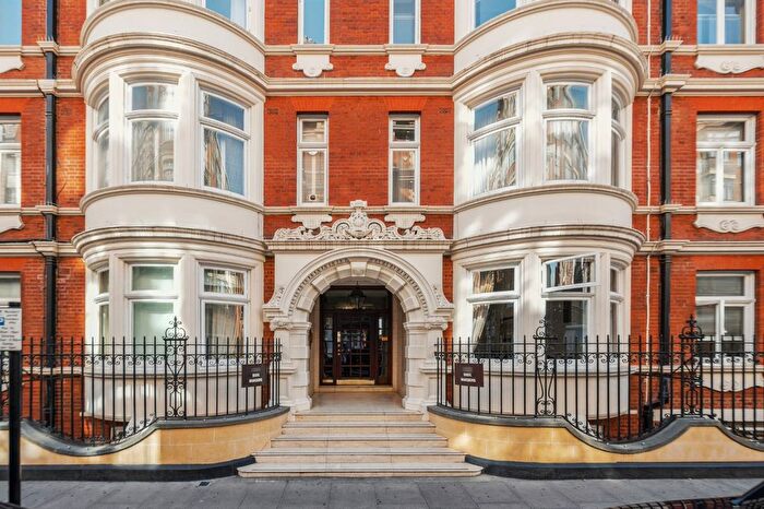 4 Bedroom Flat For Sale In Basil Mansions, Basil Street, SW3