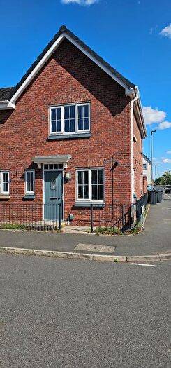 3 Bedroom Semi-Detached House To Rent In Shustoke Road, Birmingham, B34