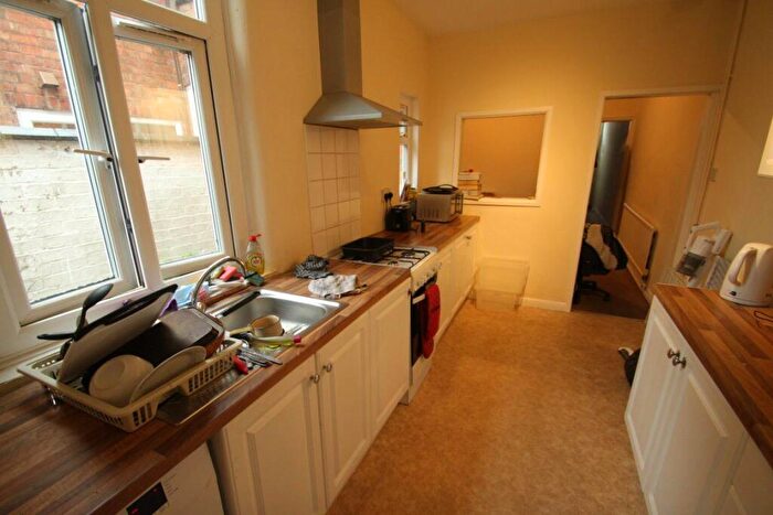 3 Bedroom Terraced House To Rent In Norman Street, Leicester, LE3