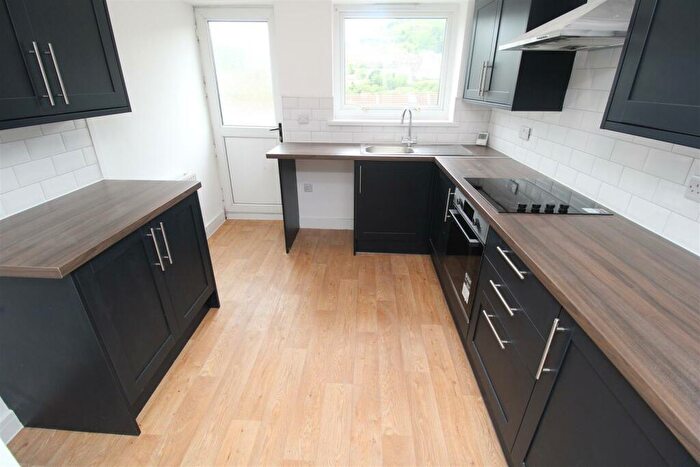 3 Bedroom Terraced House To Rent In Ynyscynon Road, Tonypandy, CF40