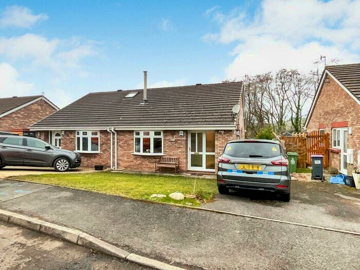 2 Bedroom Semi-Detached Bungalow For Sale In Chester Close, New Inn, Pontypool, NP4