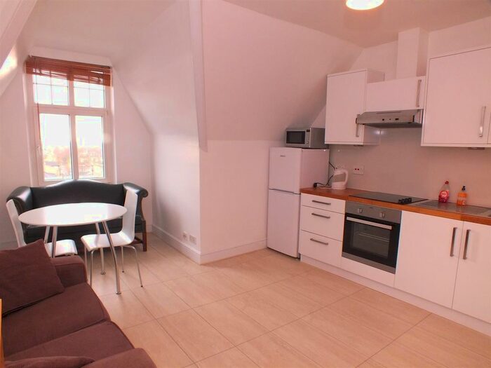 1 Bedroom Flat To Rent In Churchfield Road, Acton, W3