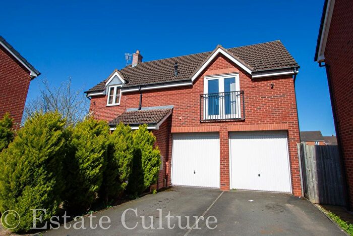 2 Bedroom Flat To Rent In Cadet Close, Coventry, CV3