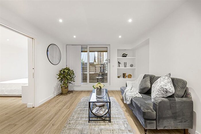 1 Bedroom Flat To Rent In Kendall Place, Marylebone, W1U