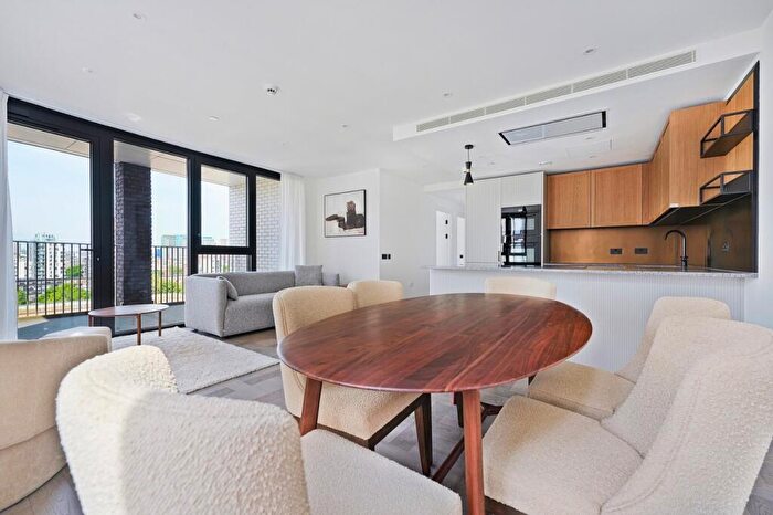 3 Bedroom Flat To Rent In Boxwood Gardens, Wapping, E1W