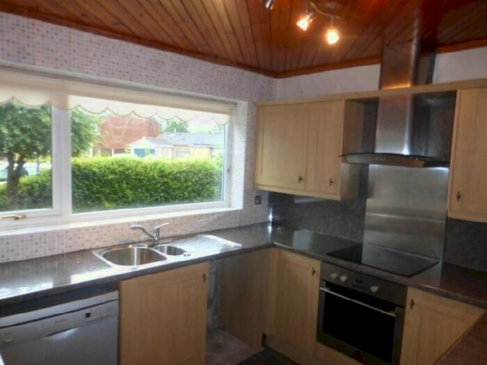 4 Bedroom Detached House To Rent In Lincoln Way, Rainhill, Merseyside, L35