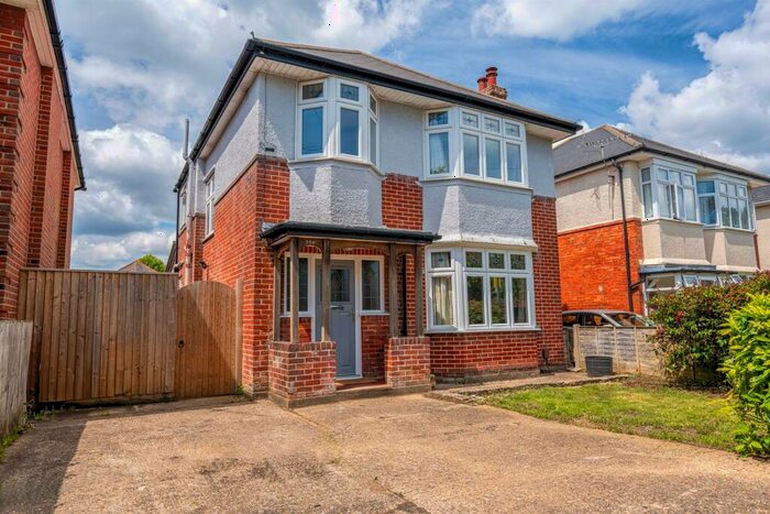 3 Bedroom Detached House To Rent In Corhampton Road, BH6