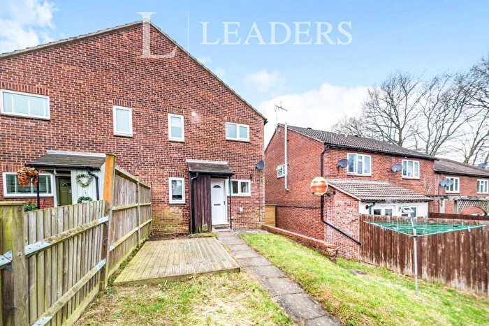 1 Bedroom Terraced House To Rent In Estcots Drive, East Grinstead, RH19