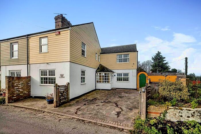 3 Bedroom Semi-Detached House For Sale In Potten Street, Birchington, Kent, CT7