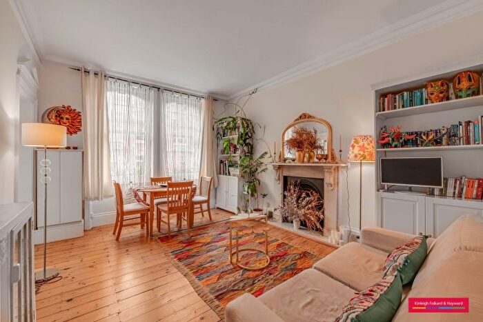 1 Bedroom Flat To Rent In Avonmore Road, London, W14