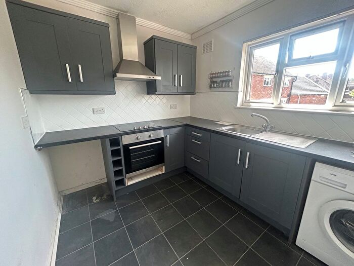 2 Bedroom Flat To Rent In Clarence Road, Sutton Coldfield, B74