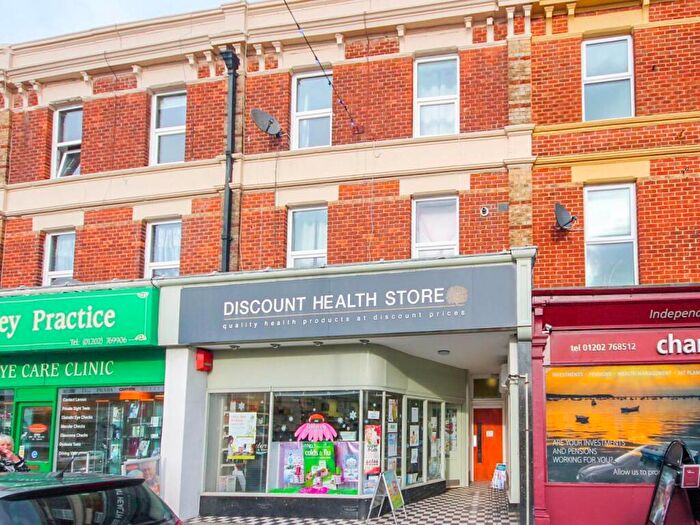 1 Bedroom Flat To Rent In Seamoor Road, Westbourne, Bournemouth, BH4