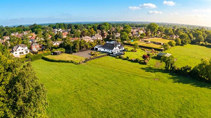 5 Bedroom Equestrian Facility For Sale In Hooton Road, Willaston, Neston, CH64