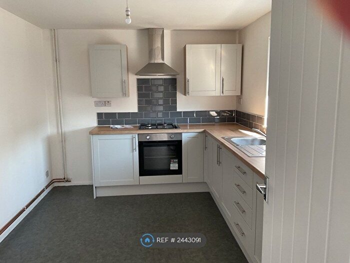 2 Bedroom Terraced House To Rent In Chiltern Gardens, Dawley, Telford, TF4