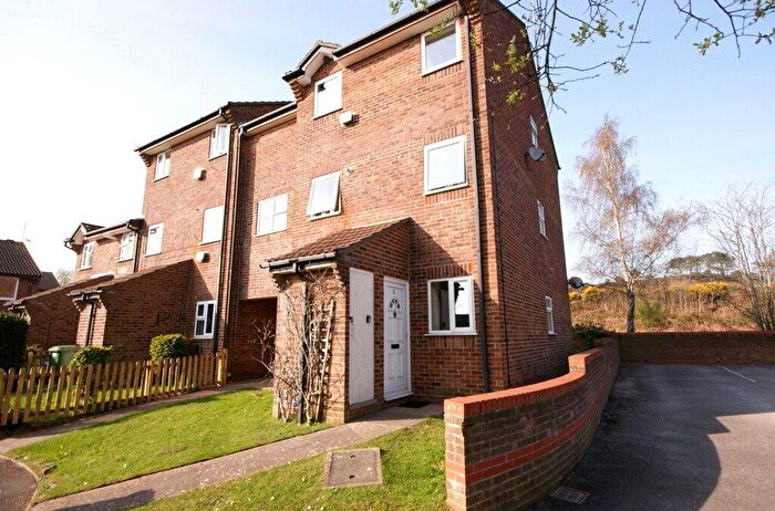 1 Bedroom Apartment For Sale In Sydling Close, Poole, Dorset, BH17
