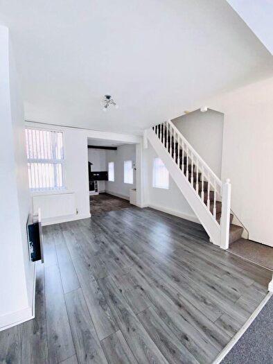 3 Bedroom Terraced House To Rent In Lyon Street, Liverpool -First Month Rent Free, L19