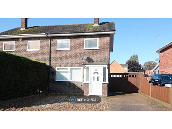 3 Bedroom Semi-Detached House To Rent In Bramble Gardens, Belton, Great Yarmouth, NR31