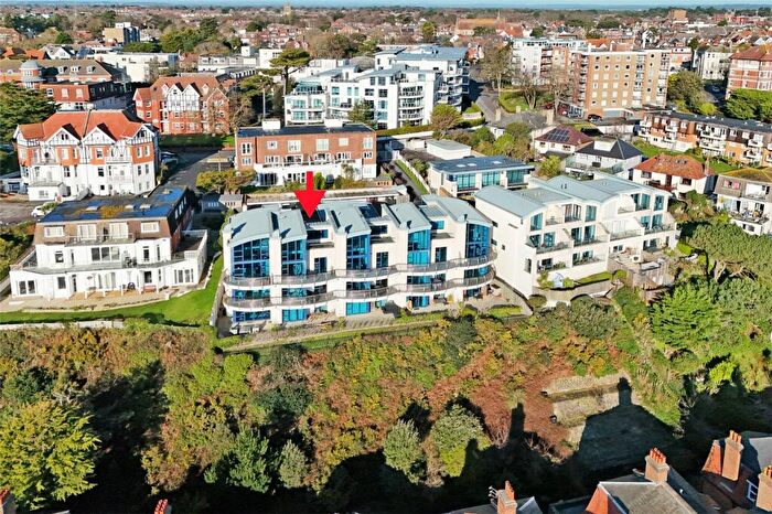 3 Bedroom Apartment For Sale In The Litzo, - Boscombe Spa Road, Bournemouth, BH5
