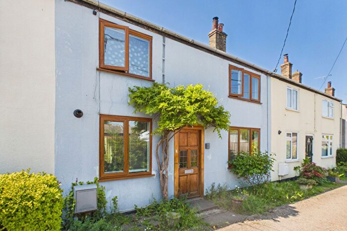 3 Bedroom Terraced House For Sale In Ivatt Street, Cottenham, CB24