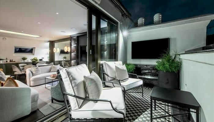 3 Bedroom Flat To Rent In Prince Of Wales Terrace, Kensington, London, W8