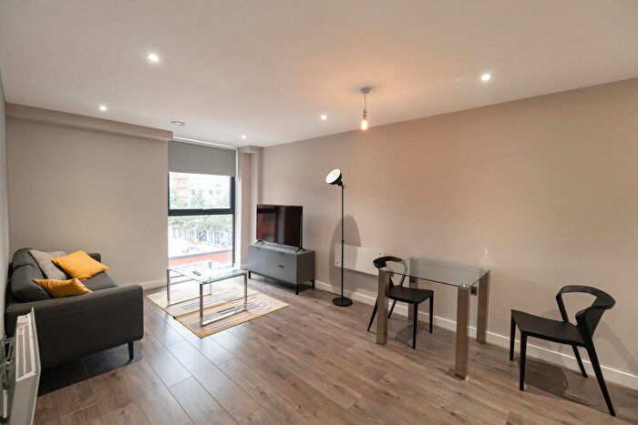 1 Bedroom Apartment To Rent In Ropemaker Place, Renshaw Street, Liverpool, L1