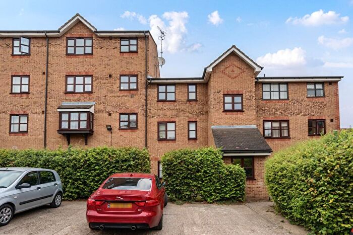 1 Bedroom Flat To Rent In Barnes House, John Williams Close, New Cross, London, SE14