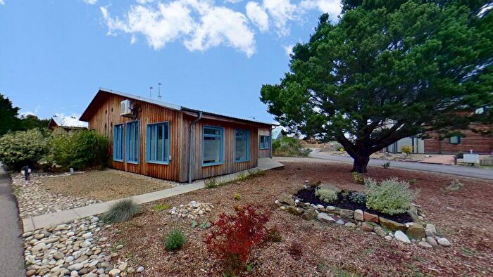 1 Bedroom Bungalow For Sale In , West Whins, The Park, Findhorn, IV36