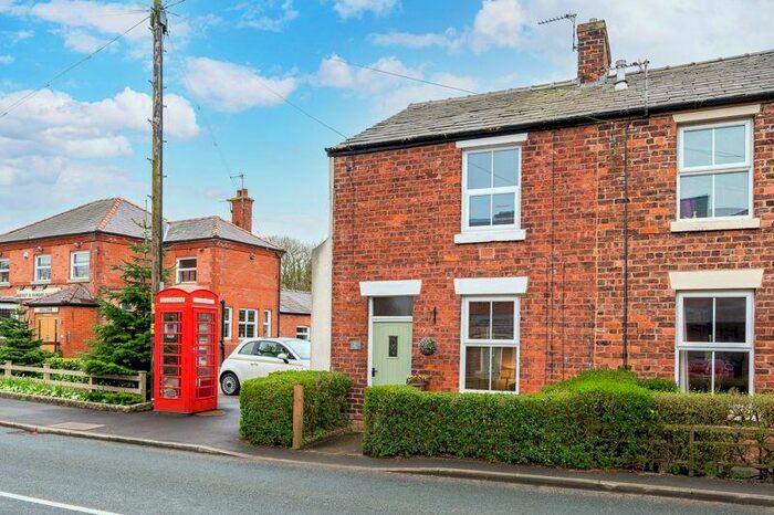 2 Bedroom Cottage To Rent In South Road, Bretherton, PR26