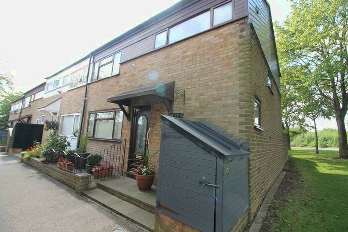 3 Bedroom End Of Terrace House To Rent In Broad Dean, Eaglestone, Milton Keynes, MK6