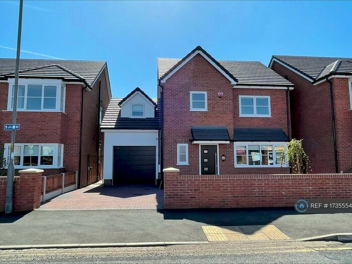 4 Bedroom Semi-Detached House To Rent In Upper Aughton Road, Southport, PR8