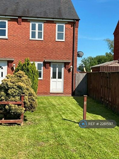 2 Bedroom End Of Terrace House To Rent In Old Barn Court, Holbeach, Spalding, PE12