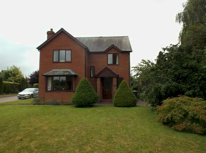 4 Bedroom Detached House To Rent In Kings Acre Road, Hereford, HR4