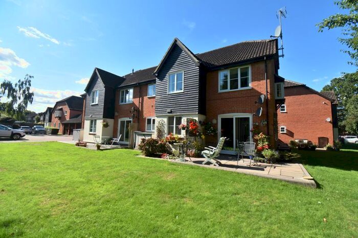 2 Bedroom Maisonette To Rent In Pyotts Court, Old Basing, Basingstoke, RG24