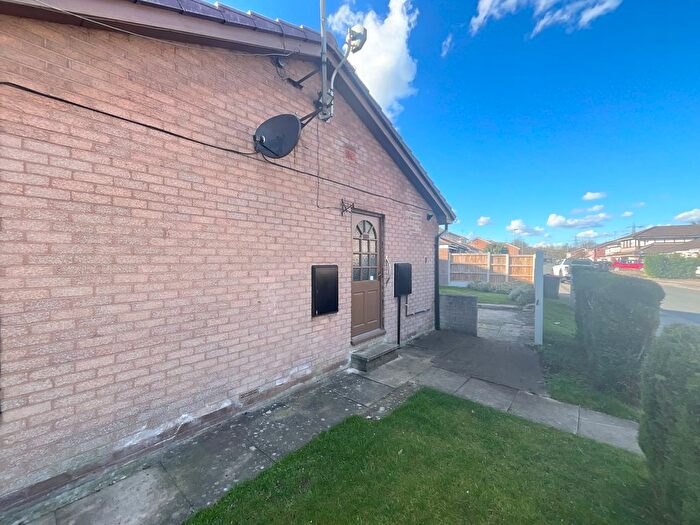 2 Bedroom Bungalow For Sale In Rothbury Way, Brinsworth, Rotherham, S60