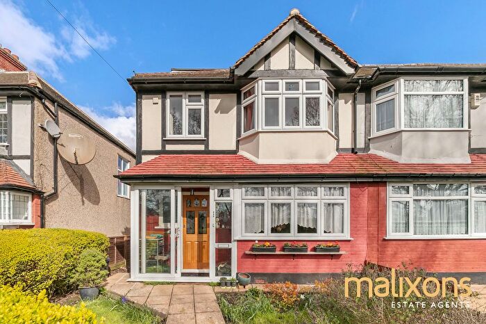 4 Bedroom End Terrace House For Sale In Commonside East, Mitcham, CR4