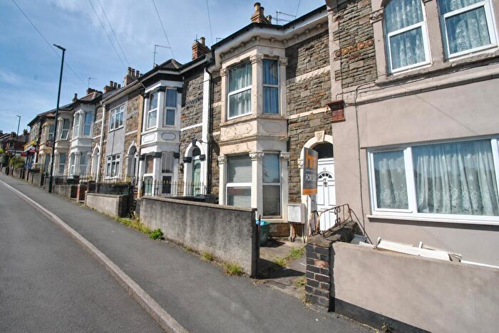 2 Bedroom Terraced House For Sale In Plummers Hill, St George, BS5