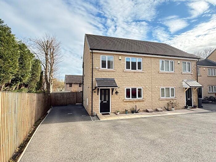 3 Bedroom Semi Detached House For Sale In Eric's Way, Halifax, West Yorkshire, HX2