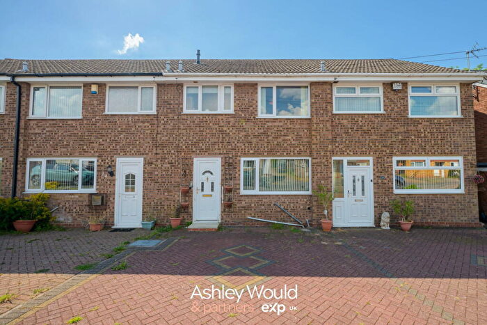 3 Bedroom Terraced House For Sale In Clent View Road, Birmingham, B32