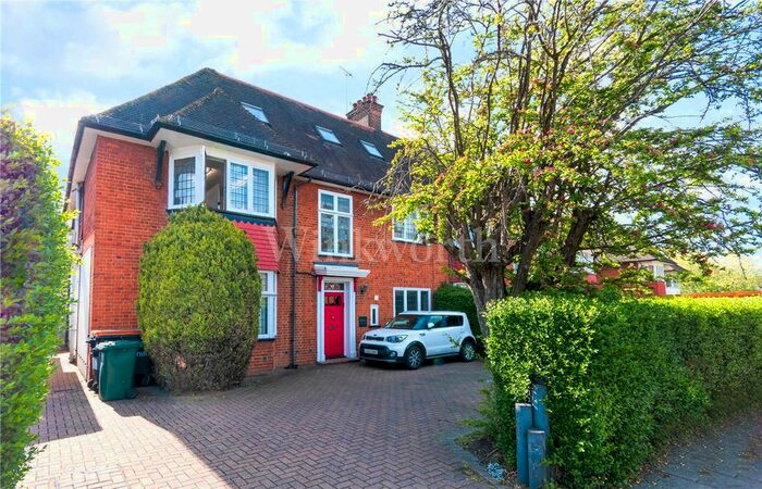 1 Bedroom Flat To Rent In Finchley Road, London, NW11