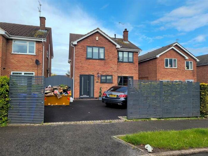 4 Bedroom Detached House To Rent In The Crescent, Stanley Common, DE7