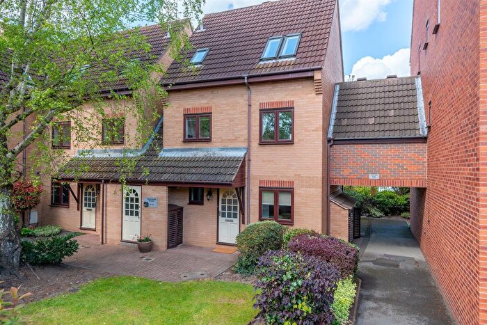 1 Bedroom Flat To Rent In Kingfisher Wharf, NG7