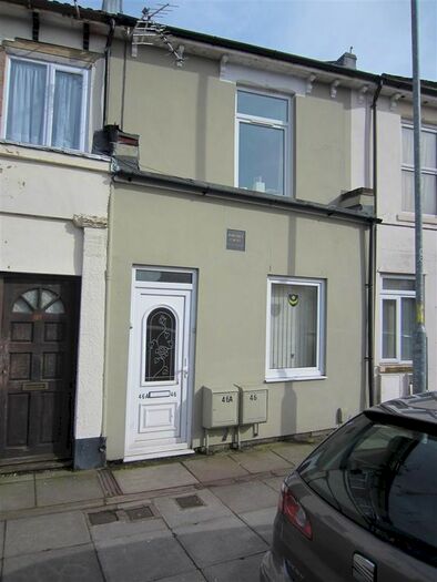 2 Bedroom Flat To Rent In Gladys Avenue, Portsmouth PO2
