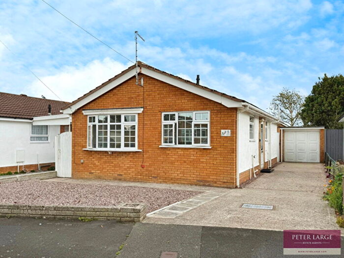 2 Bedroom Detached Bungalow For Sale In Cedar Ave, Rhyl, Denbighshire, LL18