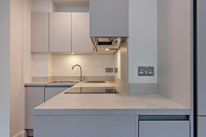 1 Bedroom Flat To Rent In Pegasus Way, Haddenham, HP17
